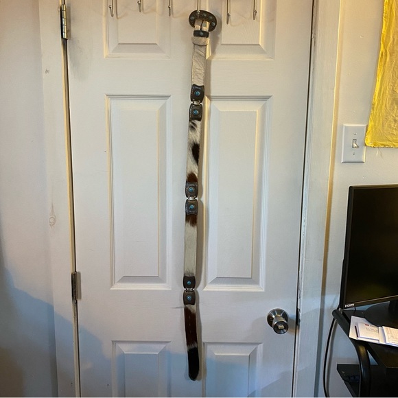 COPY - Vintage Spanish / Balearic Cowhide Belt with Turquoise and Silver Hardwa… - Picture 5 of 7